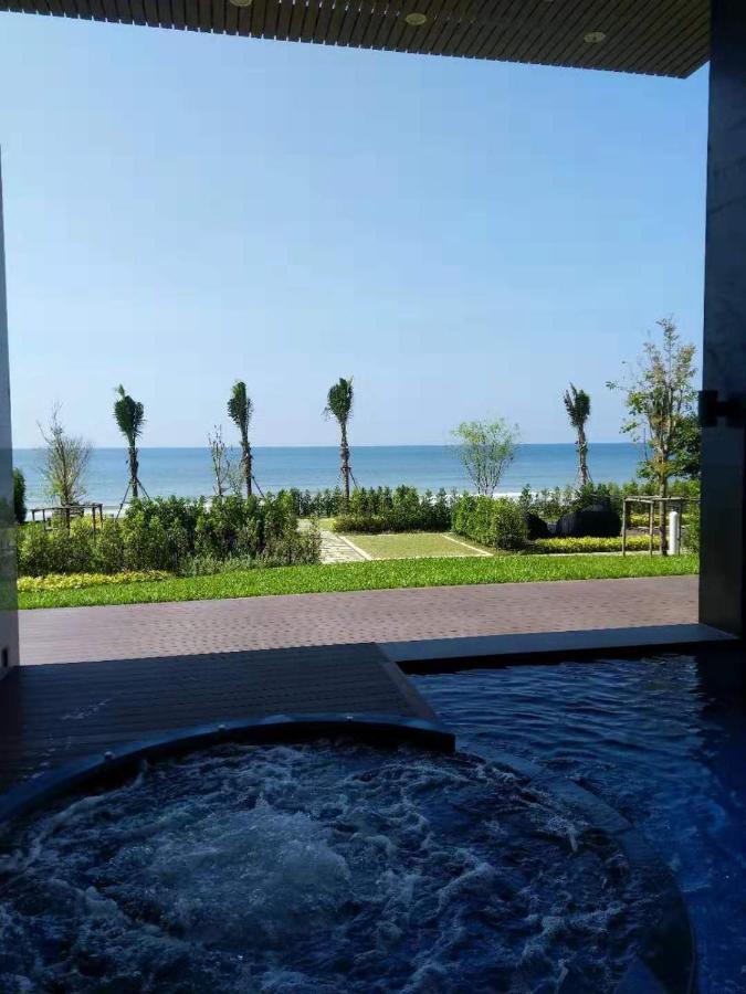Beachfront Executive Studio Rayong Exterior foto